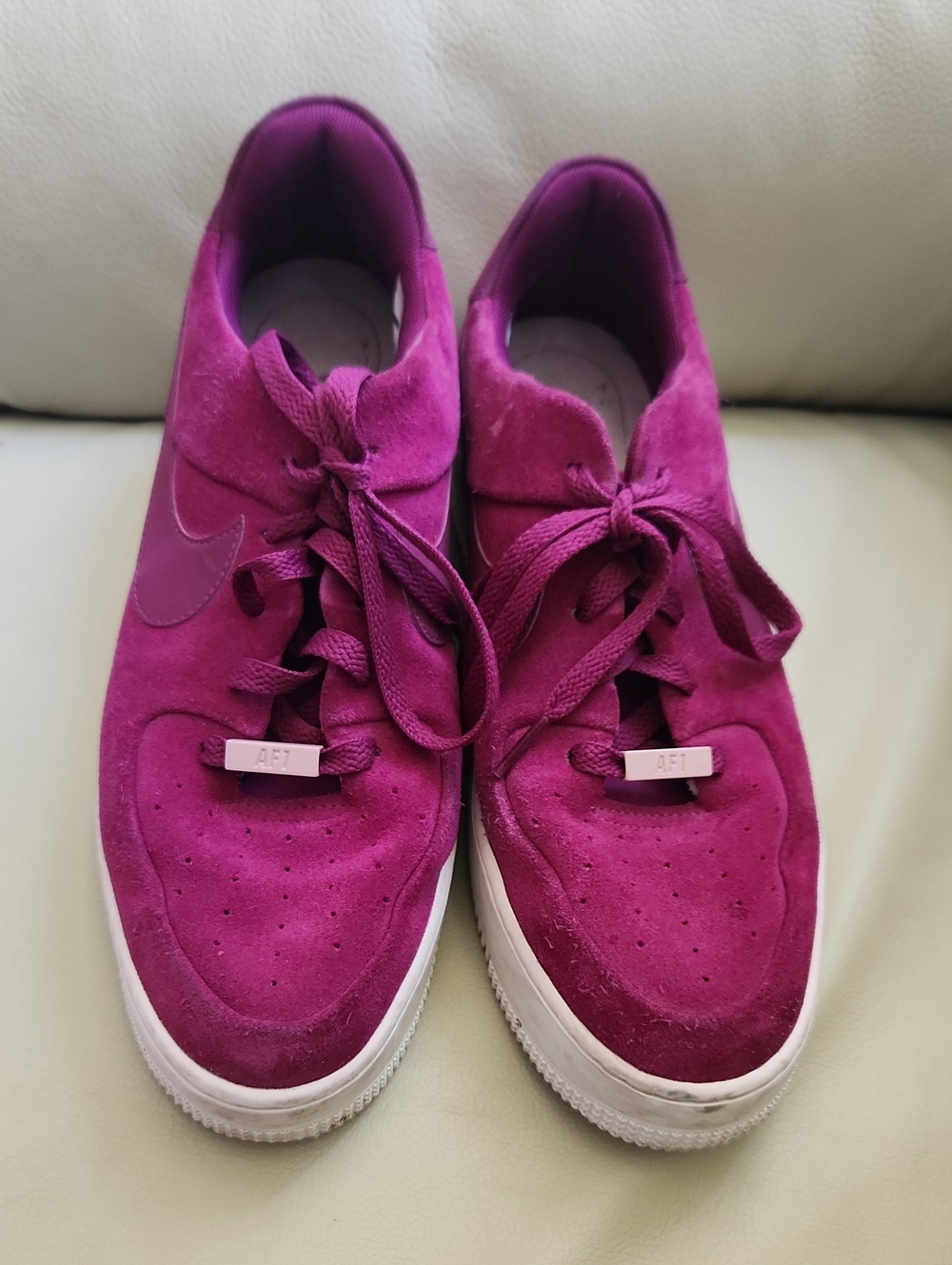 Nike Women’s Air Force 1's Low-Top Platform Suede Sneakers — Magenta 11.5 - Picture 3 of 8